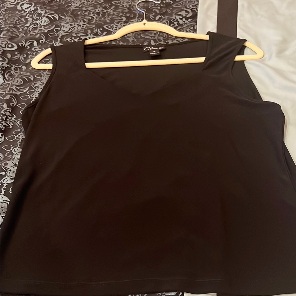 CLARA S. Women’s Asymmetrical Sleeveless Tank Top, size medium